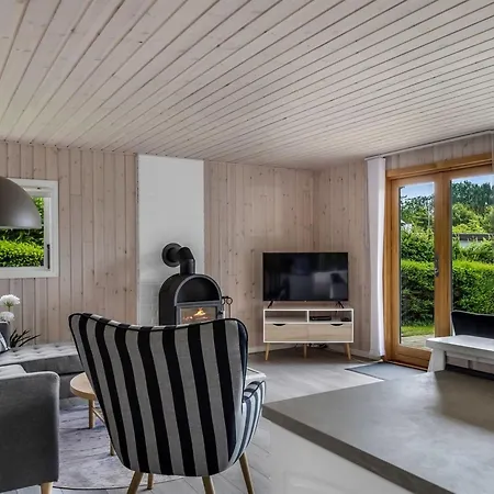 Jovana - 500m From The Sea By Interhome *
